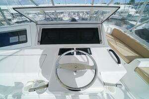 2007 Viking 45 Convertible thumbnail 40