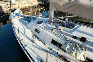 1989 J Boats Masthead Sloop thumbnail 7