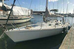 1989 J Boats Masthead Sloop thumbnail 8