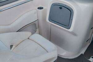 2009 Rinker 296 thumbnail 5