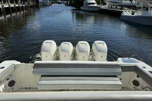  2016 Boston Whaler 420 Outrage Yacht For Sale in Fort Lauderdale FL