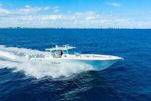 2024 HCB 53 Suenos RXV thumbnail 29