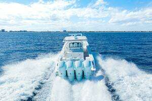 2024 HCB 53 Suenos RXV thumbnail 63
