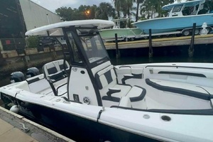 25ft Tidewater Yacht For Sale