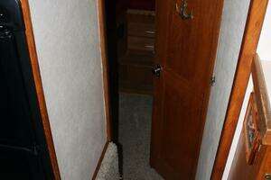 1986 Mainship 40' Double Cabin thumbnail 13