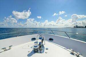 2005 Hatteras thumbnail 39