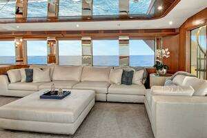 2005 Hatteras thumbnail 6