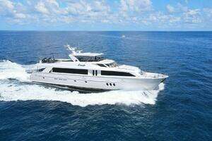 2005 Hatteras thumbnail 57