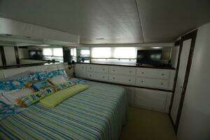 Unique Skill 80ft Hatteras Yacht For Sale