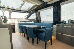 2022 Azimut S8 thumbnail 24