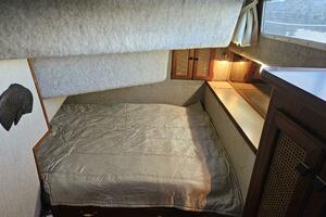 Summer Split 38ft Bayliner Yacht For Sale