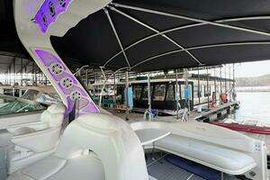 2003 Sea Ray 380 Sundancer thumbnail 12