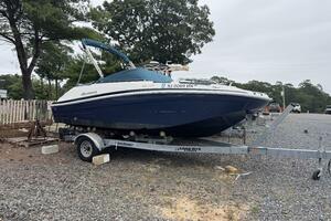 Photo 5428942 for 2019 Hurricane SunDeck 191 OB  