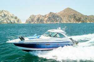 2007 Formula 45 Yacht thumbnail 19