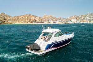 2007 Formula 45 Yacht thumbnail 12
