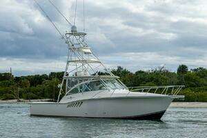 2007 Albemarle 36 Express thumbnail 3