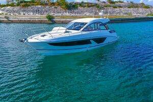  2021 Beneteau Gran Turismo 41 Yacht For Sale in Fort Lauderdale FL
