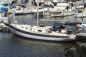 36ft Bayfield Yacht For Sale