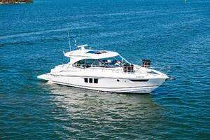 2019 Cruisers Yachts 45 Cantius thumbnail 64