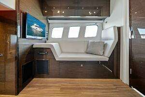 2019 Cruisers Yachts 45 Cantius thumbnail 50