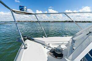 2019 Cruisers Yachts 45 Cantius thumbnail 9