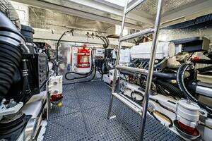 2019 Cruisers Yachts 45 Cantius thumbnail 63