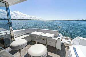 2019 Cruisers Yachts 45 Cantius thumbnail 29