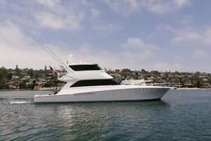 2006 Viking 74 Enclosed Bridge thumbnail 7