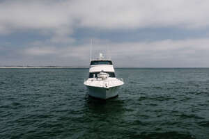 2006 Viking 74 Enclosed Bridge thumbnail 65