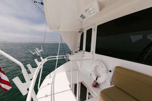 2006 Viking 74 Enclosed Bridge thumbnail 54