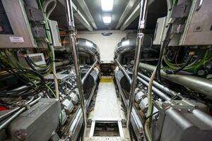2001 Mangusta 80 thumbnail 47