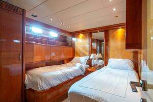 2001 Mangusta 80 thumbnail 41