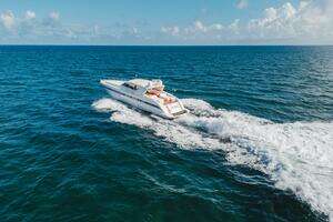 2001 Mangusta 80 thumbnail 4