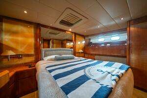 2001 Mangusta 80 thumbnail 32