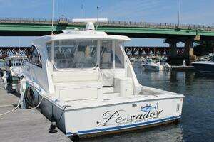 Pescador 2013 Cabo Yachts 40 Hardtop Express Yacht For Sale in Newburyport MA