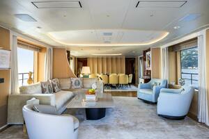 BELLA VITA 116ft Benetti Yacht For Sale