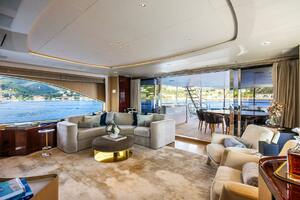 BELLA VITA 116ft Benetti Yacht For Sale