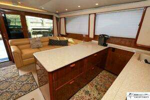 2005 Viking 45 Convertible thumbnail 20