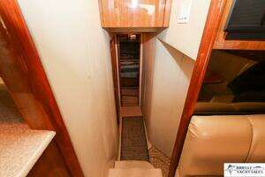 2005 Viking 45 Convertible thumbnail 23