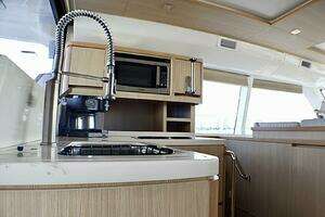 2018 Aquila 44 Yacht thumbnail 7