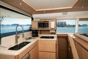 2018 Aquila 44 Yacht thumbnail 10
