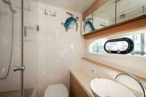 2018 Aquila 44 Yacht thumbnail 26
