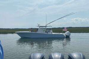  2021 Invincible  Yacht For Sale in Charleston SC