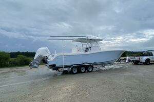  2021 Invincible  Yacht For Sale in Charleston SC