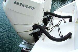 2005 Venture 34 thumbnail 3