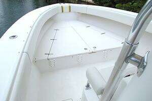 2005 Venture 34 thumbnail 6