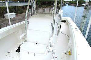 2005 Venture 34 thumbnail 10