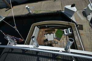 1997 Viking 50 Convertible thumbnail 10