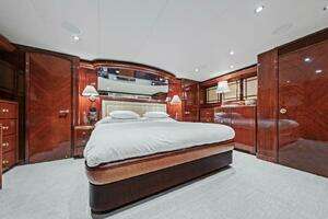 2006 Cheoy Lee Motoryacht thumbnail 25
