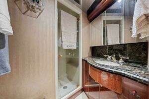 2006 Cheoy Lee Motoryacht thumbnail 15
